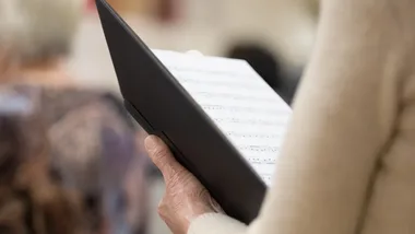 Muzyka i kabaret połączyły seniorów podczas spotkania w Siewierzu