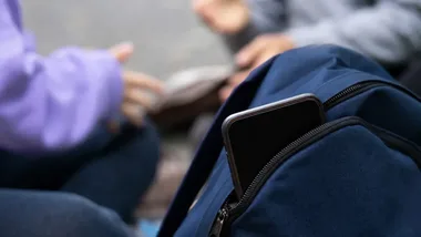 Jedna wiadomość może zmienić wszystko. Policja ostrzega uczniów w Wojkowicach