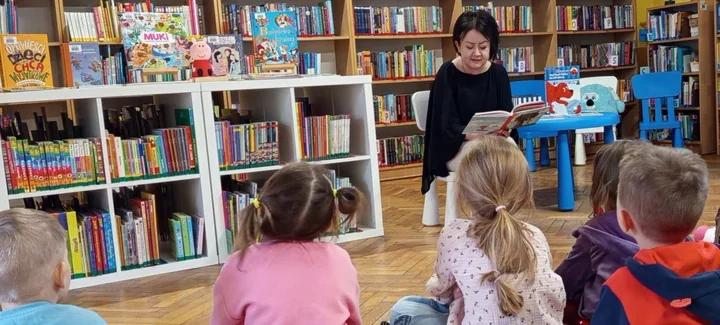 Gdzie mieszka miłość - przedszkolaki odkrywają "Bajkowa miłość" w bibliotece