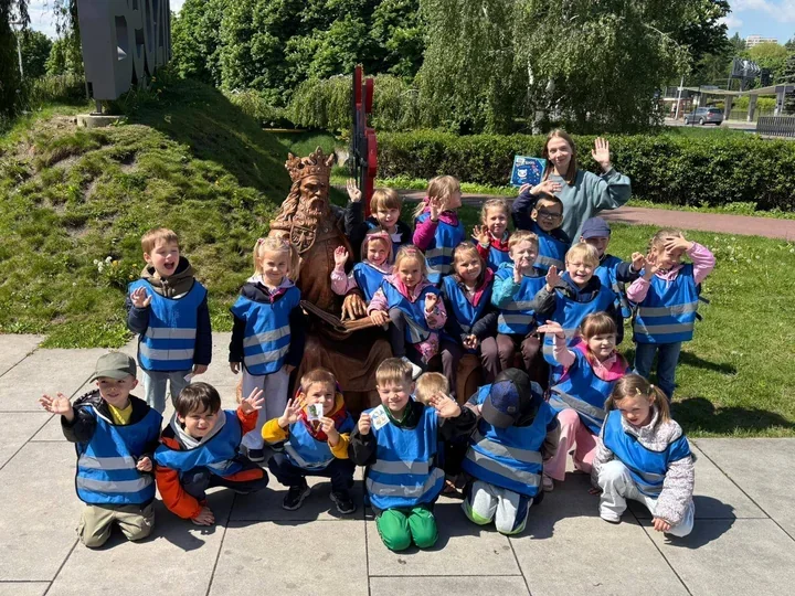 Kosmos w bibliotece Będzina - przedszkolaki ruszyły w lot bez rakiety