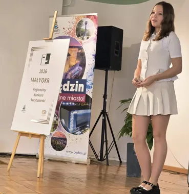 Mały OKR 2026 w Będzinie - biblioteka zamieniła się w scenę dla młodych głosów
