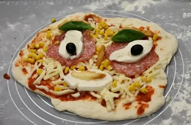 W Będzinie pachniało pizzą. Rodzinne warsztaty przed Dniem Mamy