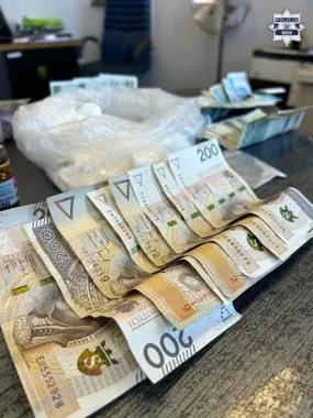 Ponad pół kilograma substancji w mieszkaniu na Syberce. 30-latka z zarzutami