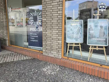 Na dworcu w Będzinie pokazano, jak działa handel ludźmi od środka