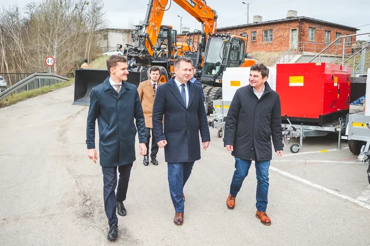 Powiat Będziński pokazał sprzęt, który ma zadziałać, gdy kryzys uderzy niespodziewanie