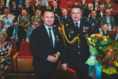 35 lat Straży Miejskiej w Sosnowcu. Wyróżnienie dla starosty Będzina