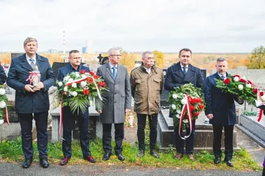 Hołd na cmentarzu św. Trójcy. Upamiętniono Grzegorza Dolniaka i Józefa Pawlika