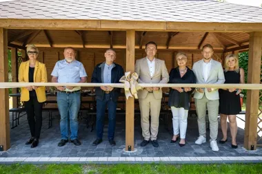 Nowa altana w Sławkowie ma służyć nie tylko gościom schroniska