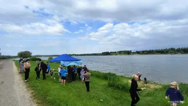 Młodzi wędkarze z Siewierza łowili ryby i emocje. Znamy zwycięzców zawodów nad zbiornikiem Przeczyce-Tuliszów